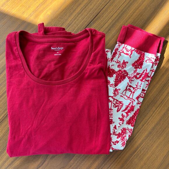Burt's Bee Family Christmas PJ Set 2 Piece Set Red White Women's Size Medium - Picture 9 of 11